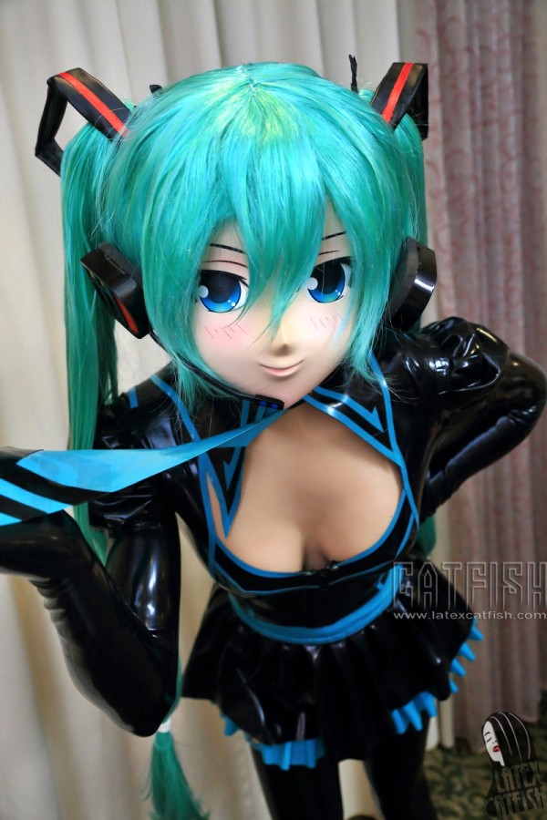 Miku Cosplay Costume 