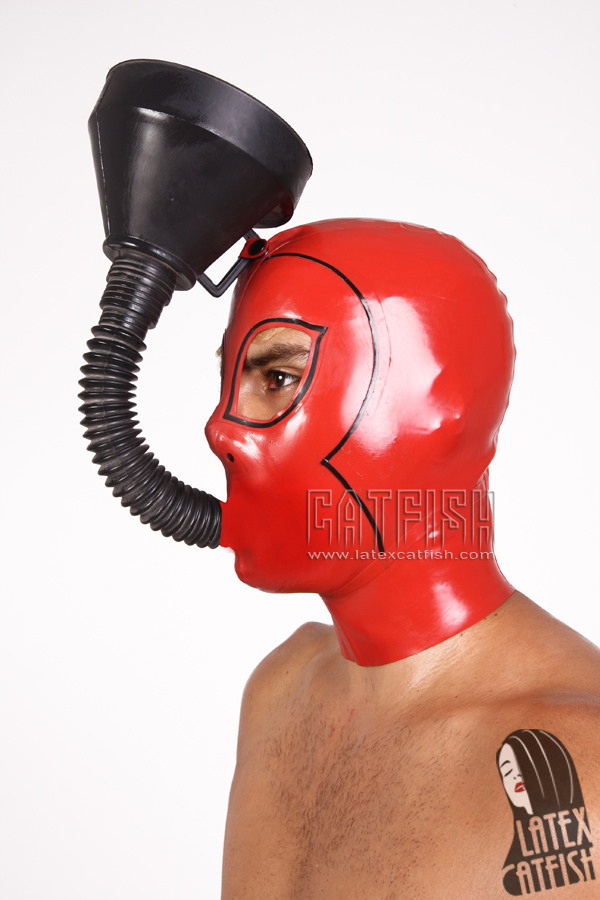 Kinky Fun Funnel Hood