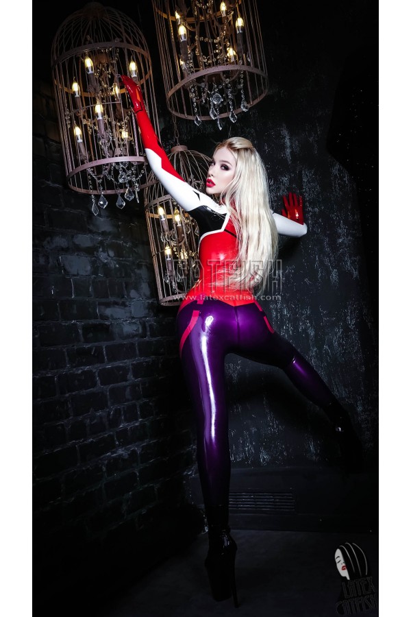 'Zero Two Darling' Latex Catsuit With Feet & Gloves