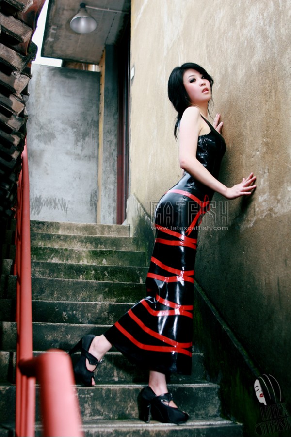 'Ribbon Entwined' Latex Long Dress