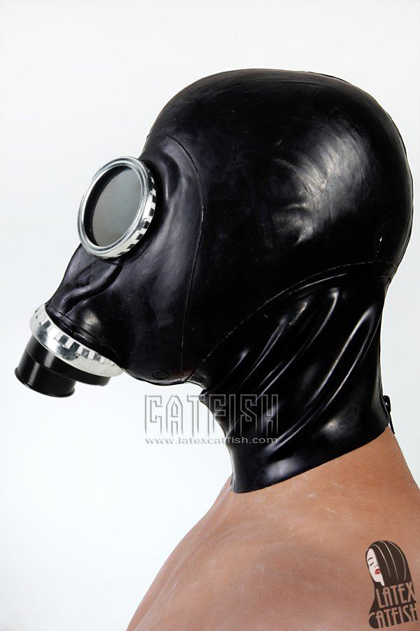 Fully Enclosed GasMask